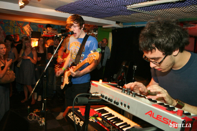 Review: Tokyo Police Club – Champ