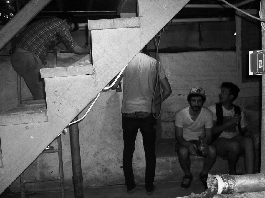 New: COOLRUNNINGS – Fool Moon/Rusk