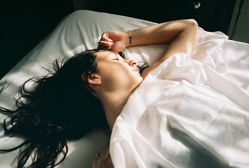 New: Damu – Don’t Cry in My Bed