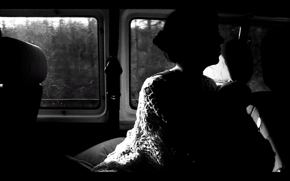 Video: Jamie Isaac – Hollow Words (Live)