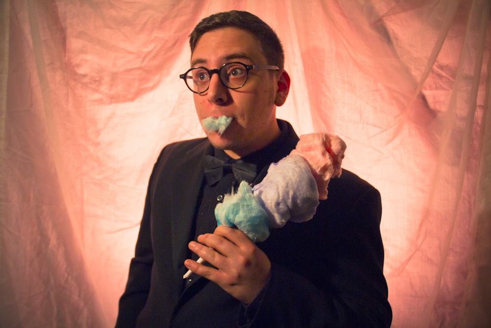 New: Moon Bounce – Shake