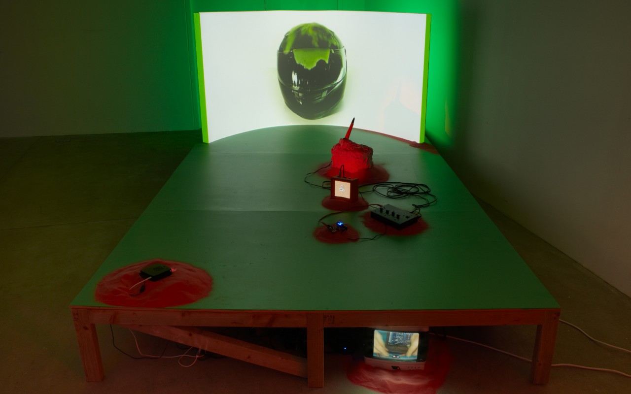 Exhibition Review: Benedict Drew: Heads May Roll, Matt’s Gallery